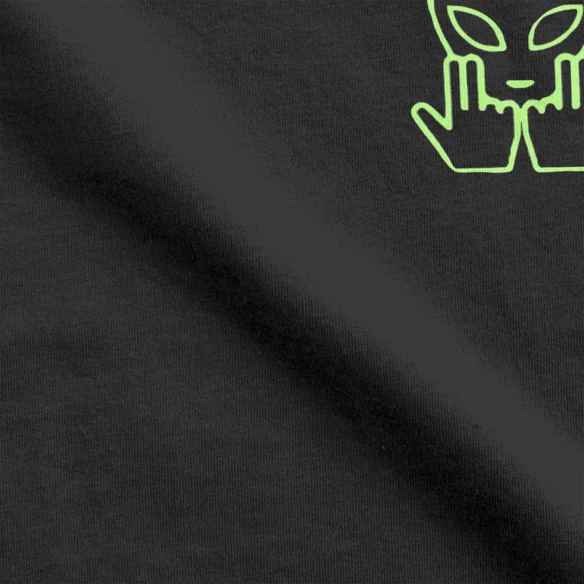 T-SHIRT / L'OVNI
